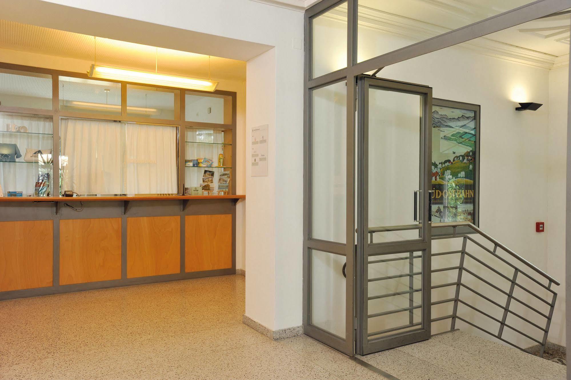 Richterswil Youth Hostel Екстериор снимка