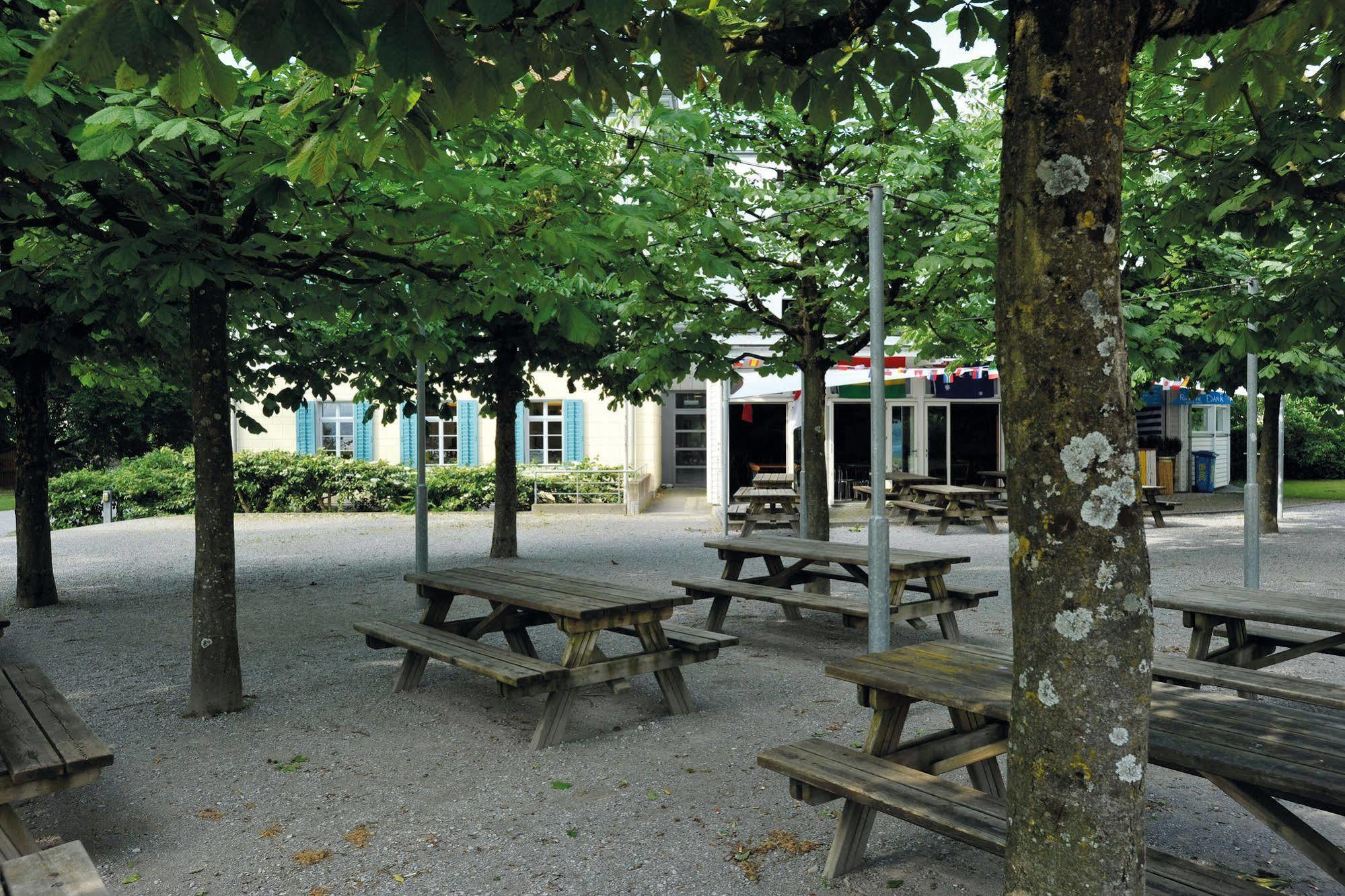 Richterswil Youth Hostel Екстериор снимка